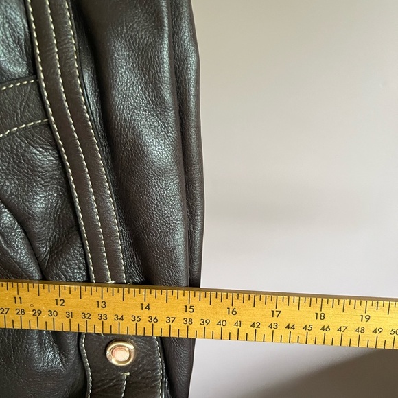 Laundry by Shelli Segal Shoulder Bag with Gold Hardware and Pleated Design - Picture 8 of 8